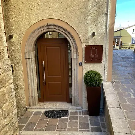 B&B L'arco 3*