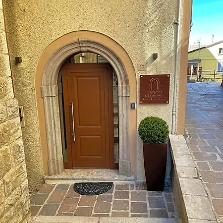 B&B L'arco 3*